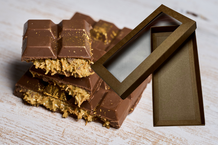 Opakowanie na czekoladę dubajską XXL Pudełko na pierniki 24x11x2,5 cm brązowe kraft