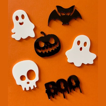 Zestaw mini dekorów na halloween  biało - czarne 